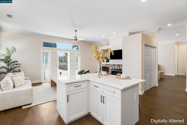 5619 Berwick Ct, Discovery Bay, CA 94505