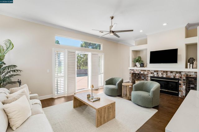 5619 Berwick Ct, Discovery Bay, CA 94505