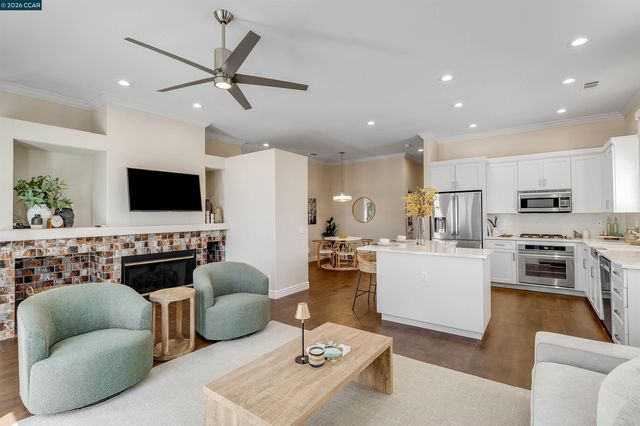 5619 Berwick Ct, Discovery Bay, CA 94505