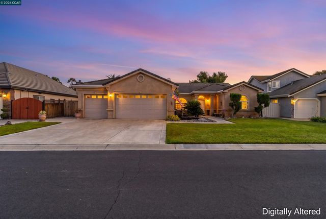 5619 Berwick Ct, Discovery Bay, CA 94505