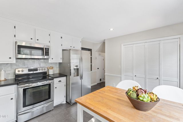 1412 Valley Run, Durham, NC 27707