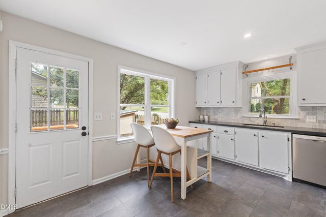 1412 Valley Run, Durham, NC 27707