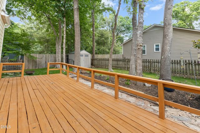 1412 Valley Run, Durham, NC 27707