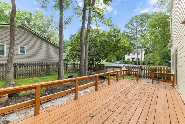 1412 Valley Run, Durham, NC 27707