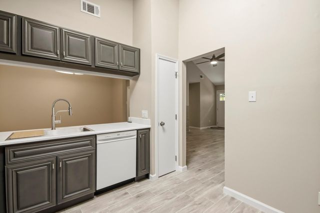 17821 Crestline Road, Humble, TX 77396