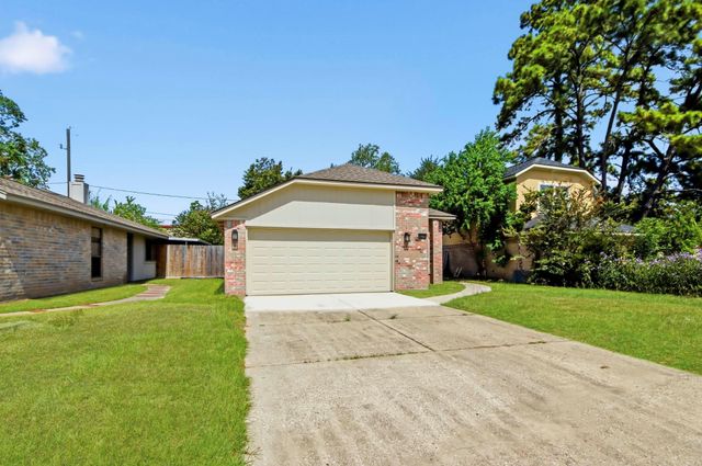 17821 Crestline Road, Humble, TX 77396