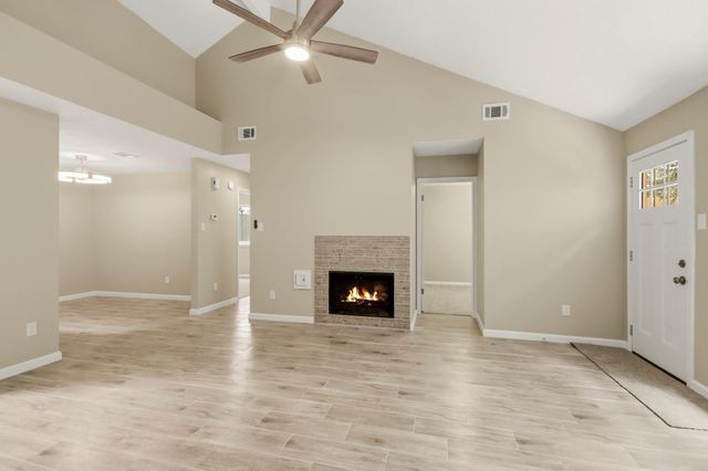 17821 Crestline Road, Humble, TX 77396