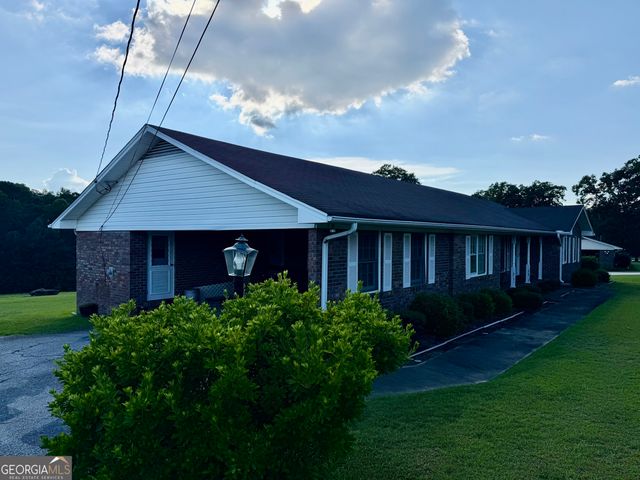 1245 Crestview Drive, Elberton, GA 30635