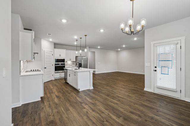 4329 Scarlet Ct, Columbia, TN 38401