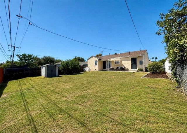 910 W Heather, La Habra, CA 90631