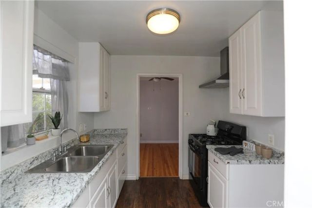 910 W Heather, La Habra, CA 90631