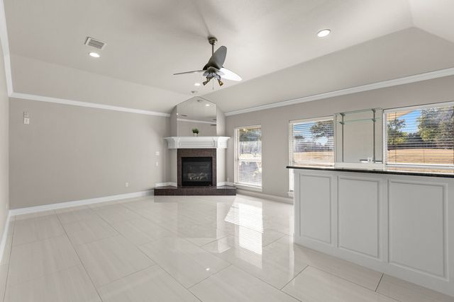 1055 The Meadows Parkway, Desoto, TX 75115