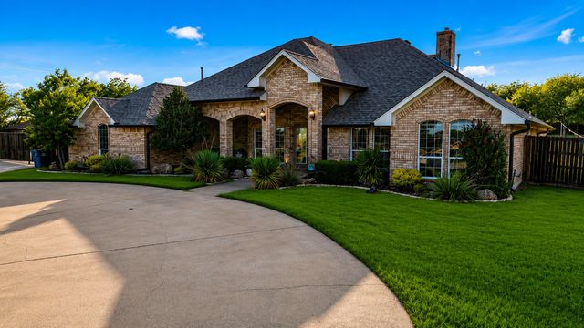 1055 The Meadows Parkway, Desoto, TX 75115