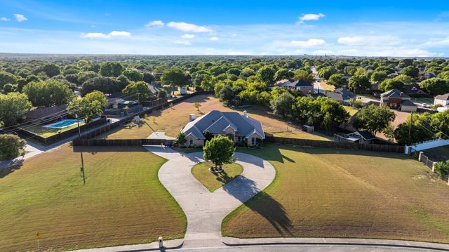 1055 The Meadows Parkway, Desoto, TX 75115