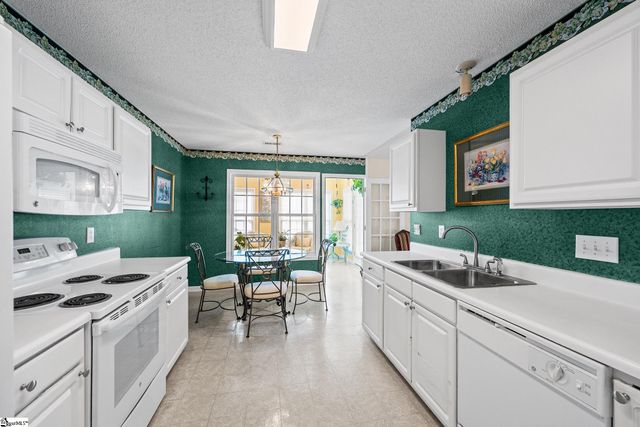 1 Boysenberry Drive, Taylors, SC 29687
