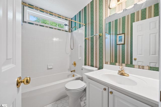 1 Boysenberry Drive, Taylors, SC 29687