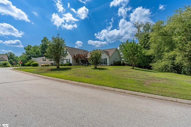 1 Boysenberry Drive, Taylors, SC 29687