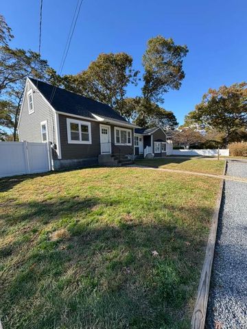 8 Paul Drive, Mastic, NY 11950