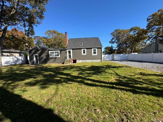 8 Paul Drive, Mastic, NY 11950