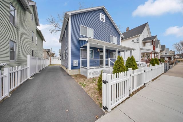 42 Ringgold St, Springfield, MA 01104