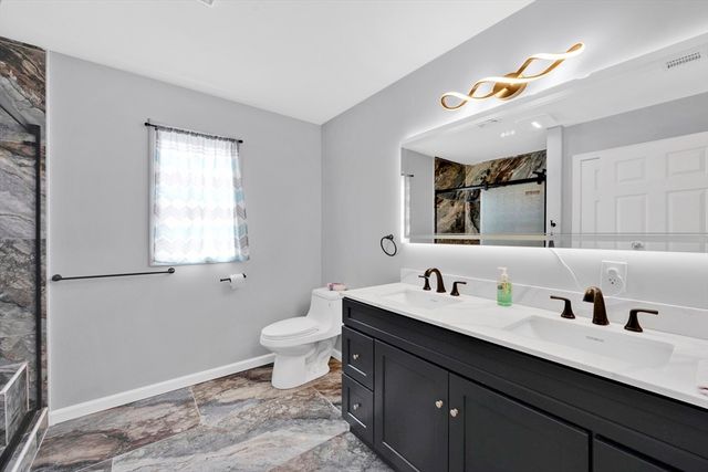 42 Ringgold St, Springfield, MA 01104