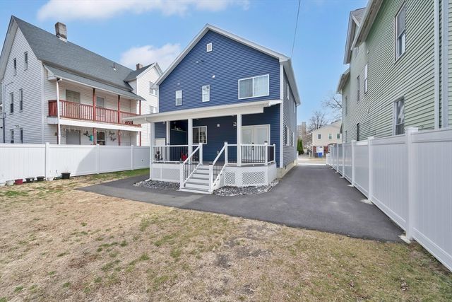 42 Ringgold St, Springfield, MA 01104