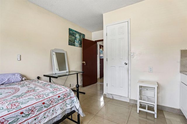1320 MILL CREEK PLACE, Kissimmee, FL 34744