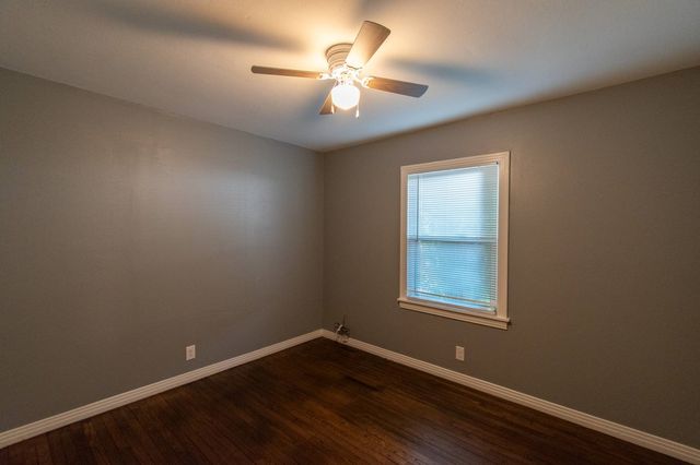 3400 Live Oak Avenue, Waco, TX 76708