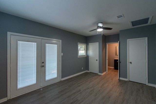 3400 Live Oak Avenue, Waco, TX 76708