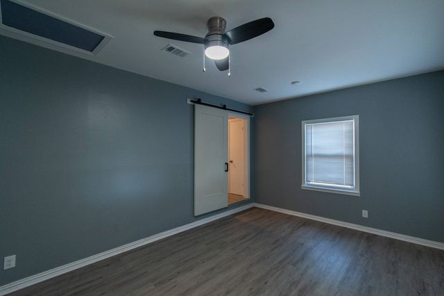 3400 Live Oak Avenue, Waco, TX 76708