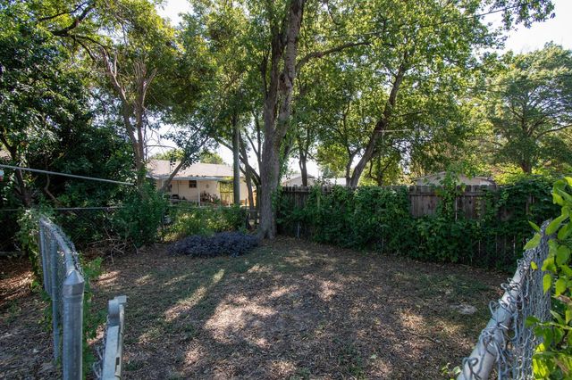 3400 Live Oak Avenue, Waco, TX 76708