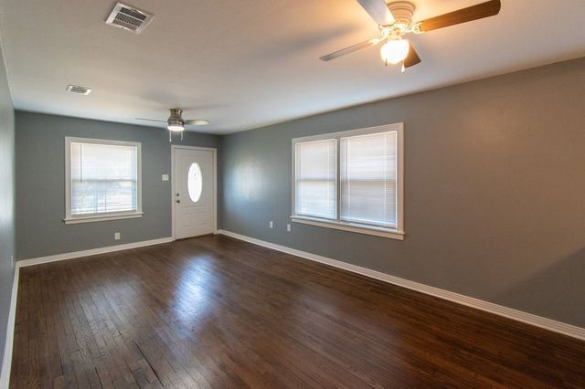 3400 Live Oak Avenue, Waco, TX 76708