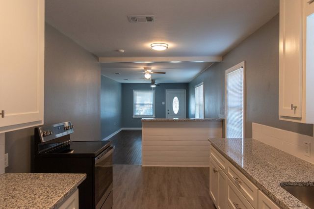 3400 Live Oak Avenue, Waco, TX 76708