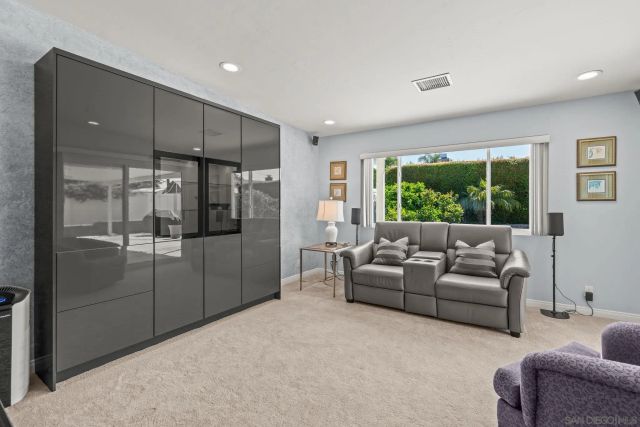 3919 69Th, San Diego, CA 92115