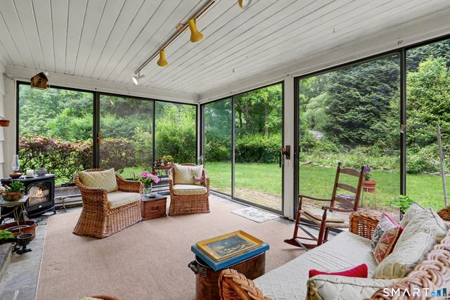240 North Cedar Road, Fairfield, CT 06824