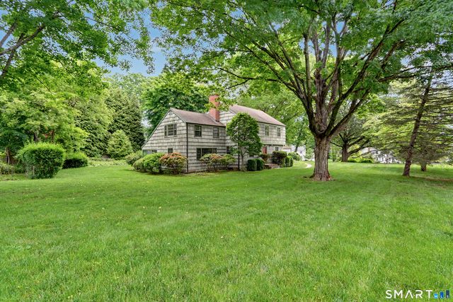 240 North Cedar Road, Fairfield, CT 06824