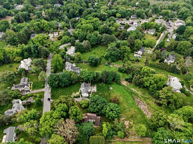 240 North Cedar Road, Fairfield, CT 06824