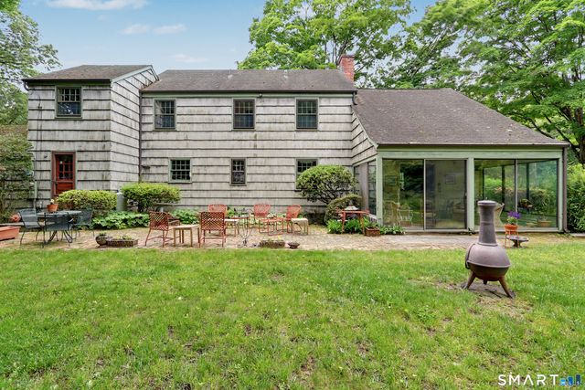 240 North Cedar Road, Fairfield, CT 06824