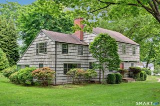 240 North Cedar Road, Fairfield, CT 06824