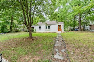 1401 Robinhood Road, Durham, NC 27701