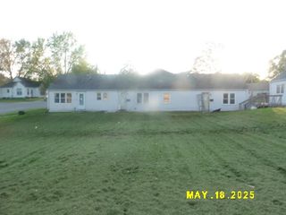 410 W 2nd Avenue, Indianola, IA 50125