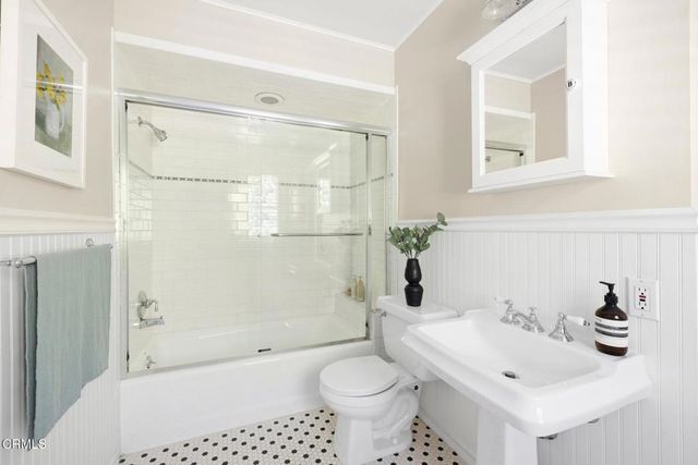 521 Bradford Street, Pasadena, CA 91105