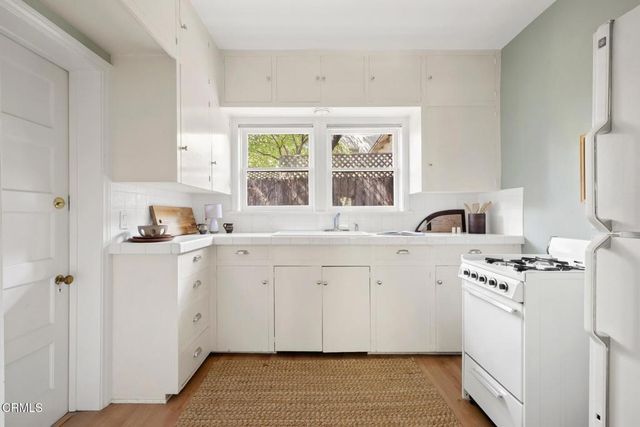 521 Bradford Street, Pasadena, CA 91105
