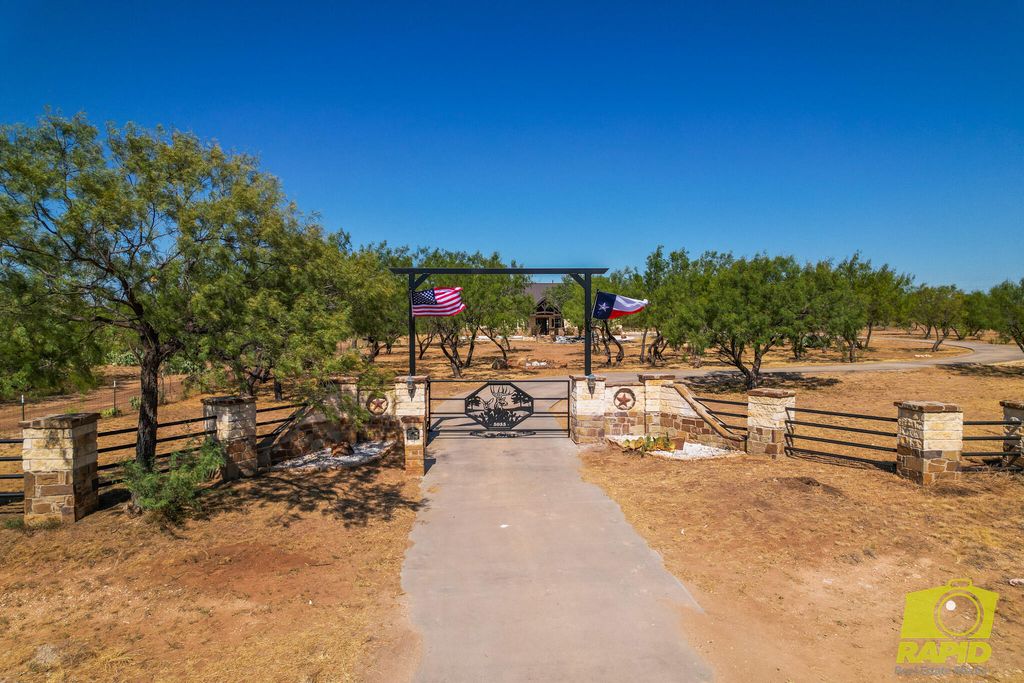 Image 3 of property listing at 5055 Fm 2288, San Angelo, TX 76901
