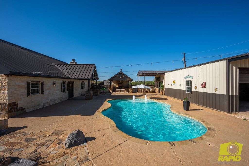 Image 42 of property listing at 5055 Fm 2288, San Angelo, TX 76901
