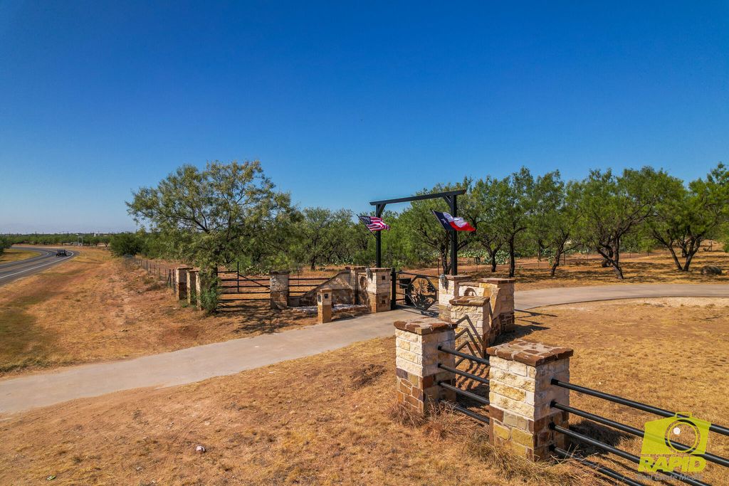 Image 84 of property listing at 5055 Fm 2288, San Angelo, TX 76901