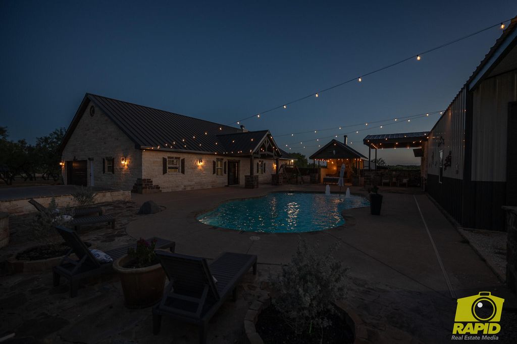 Image 90 of property listing at 5055 Fm 2288, San Angelo, TX 76901