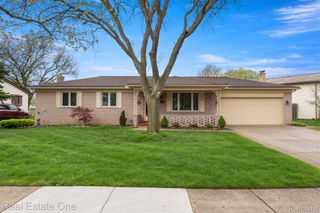 14970 Loyola Drive, Sterling Heights, MI 48313