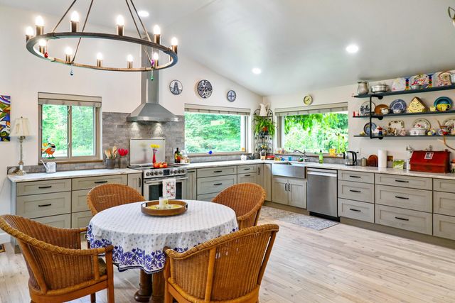1205 Crenshaw Lane, Nicholasville, KY 40356