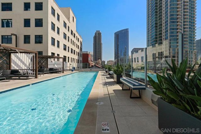 1262 Kettner Blvd 702, San Diego, CA 92101